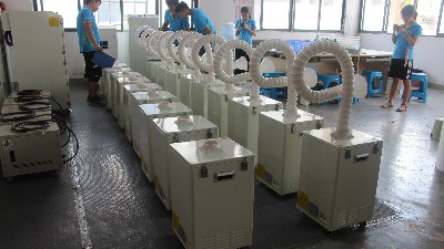 車間移動式吸塵器-工業(yè)移動式吸塵器-執(zhí)信環(huán)保凈化煙塵污染！