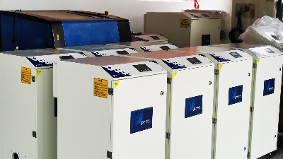 激光煙霧凈化器哪家好,執(zhí)信環(huán)保激光煙霧凈化器凈化車間煙塵污染！