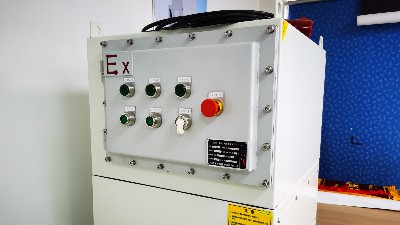 小型防爆除塵器-單機(jī)脈沖防爆除塵器-執(zhí)信環(huán)保制造廠(chǎng)家！